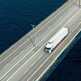 What European Trucking Needs to Meet Decarbonization Targets
