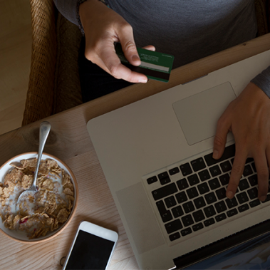 Infographic: Food Retailers Aren't Safe From Online